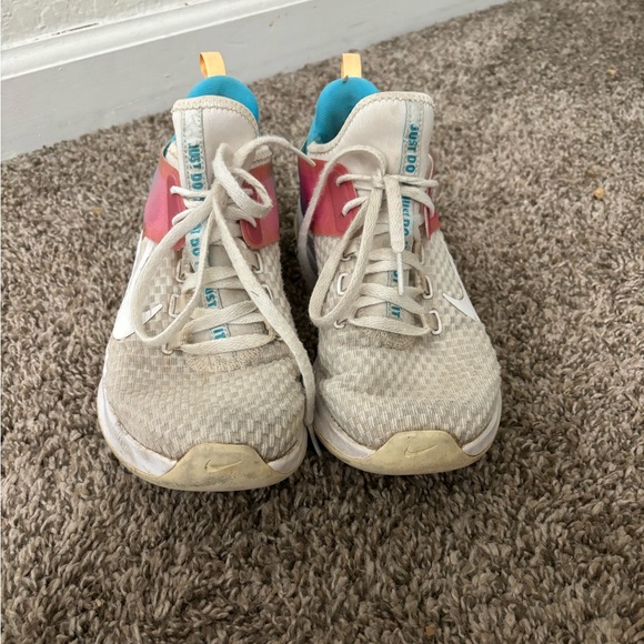 Nike Air White,Pink&Blue Size 7.5 - Picture 3 of 6